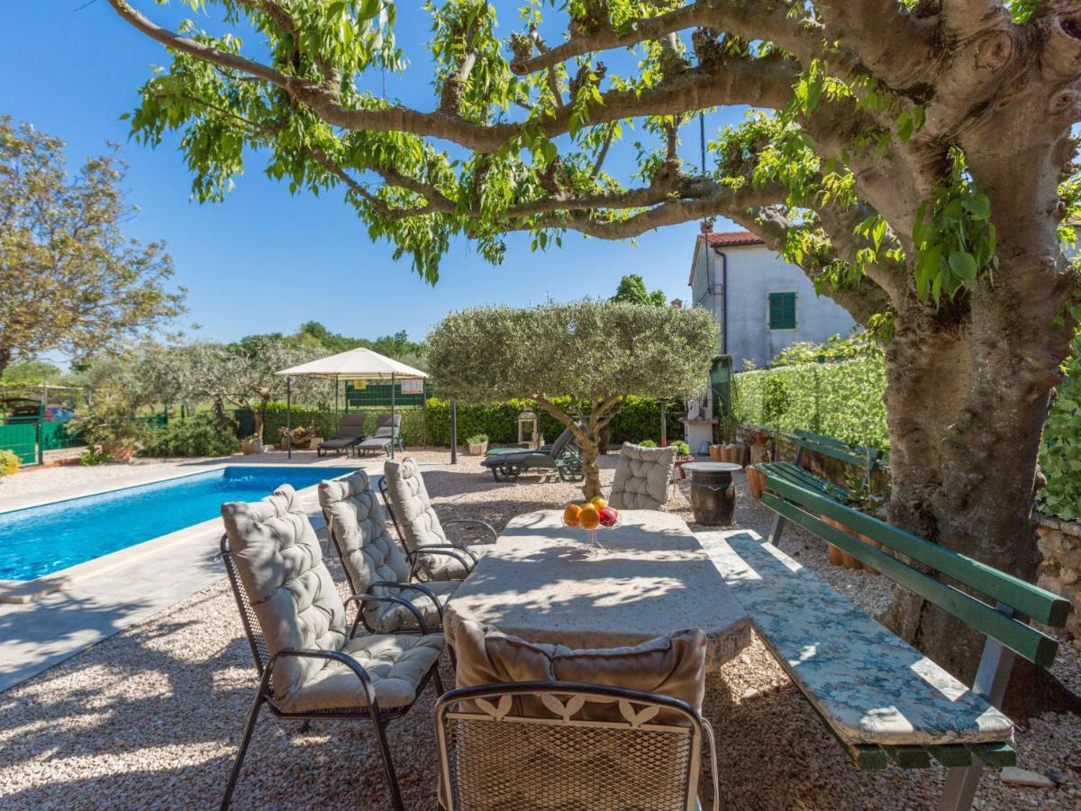 Holiday Home Villa Lucky By Interhome Brtonigla Exteriér fotografie
