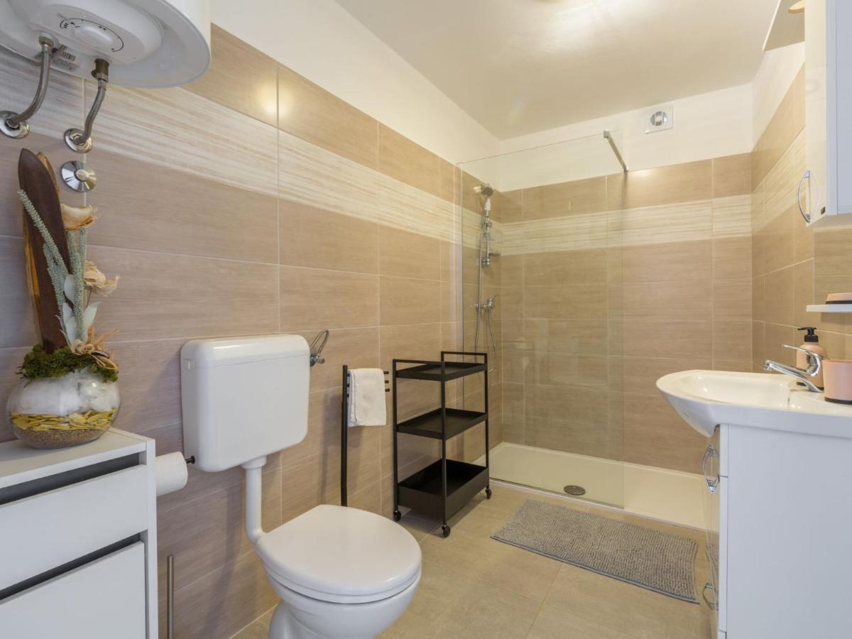 Holiday Home Villa Lucky By Interhome Brtonigla Exteriér fotografie