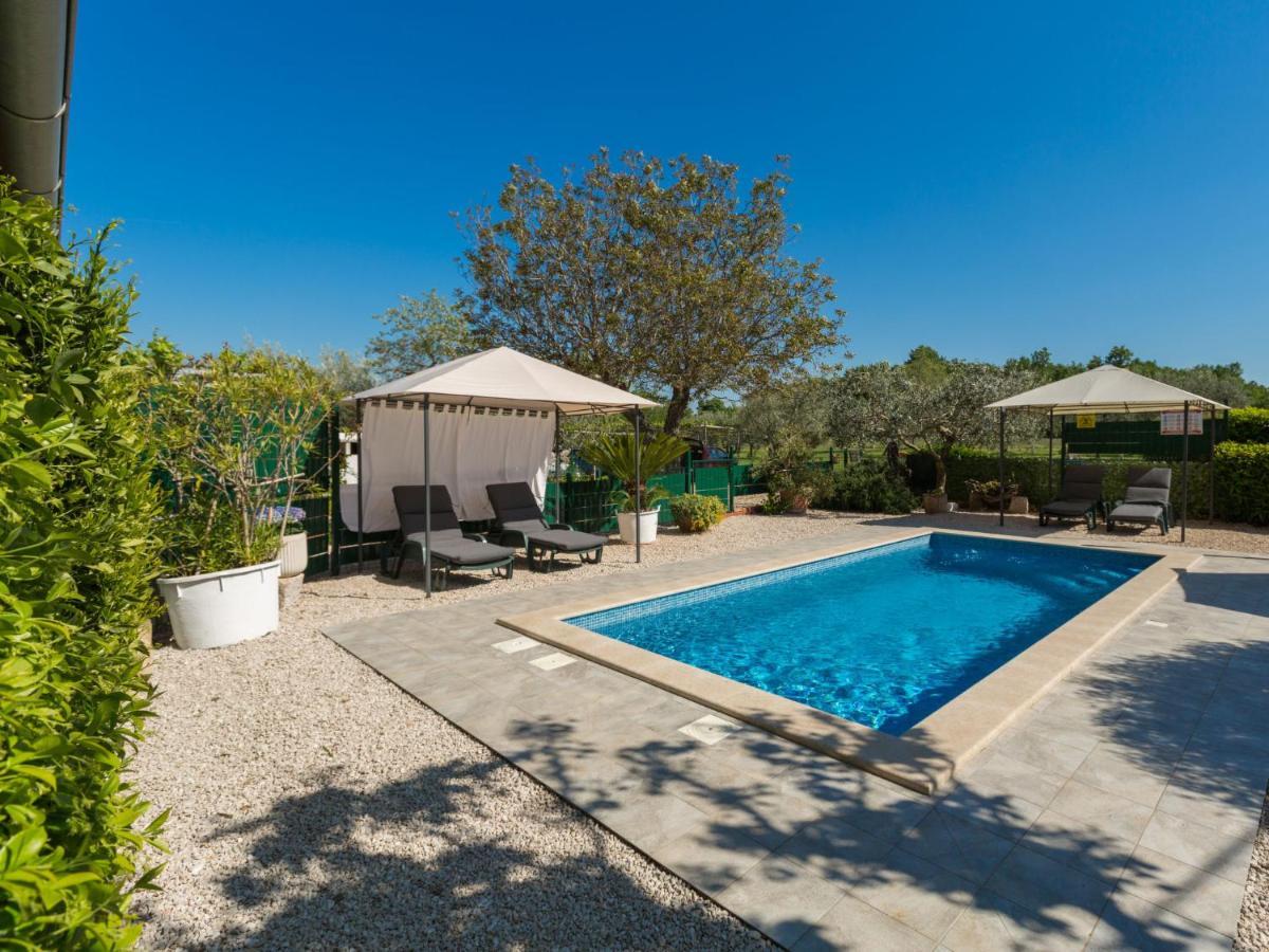 Holiday Home Villa Lucky By Interhome Brtonigla Exteriér fotografie